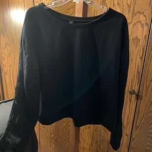 AdoreMe Cropped Black Sweatshirt size 1x